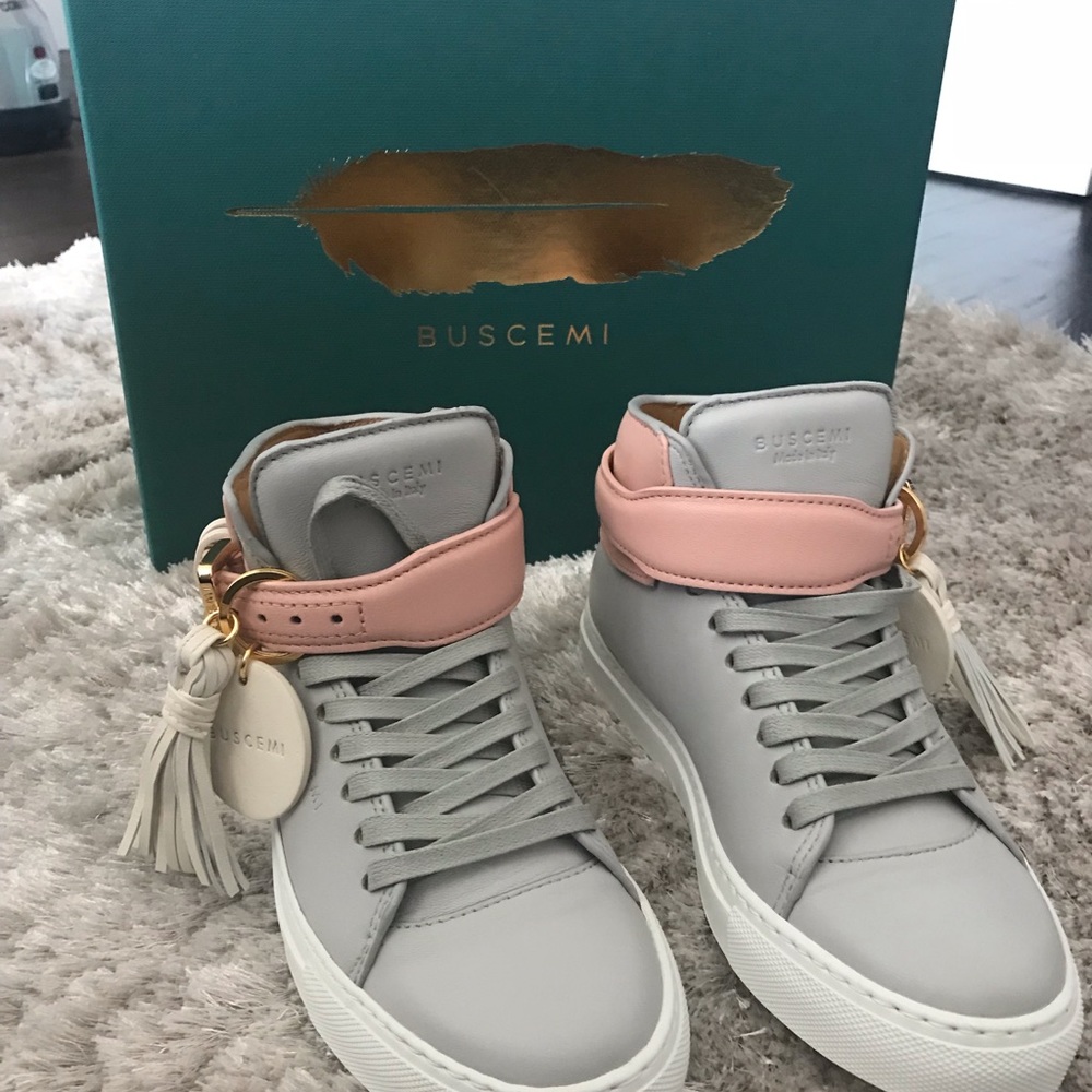 Buscemi women’s 100MM grey and pink sneakers